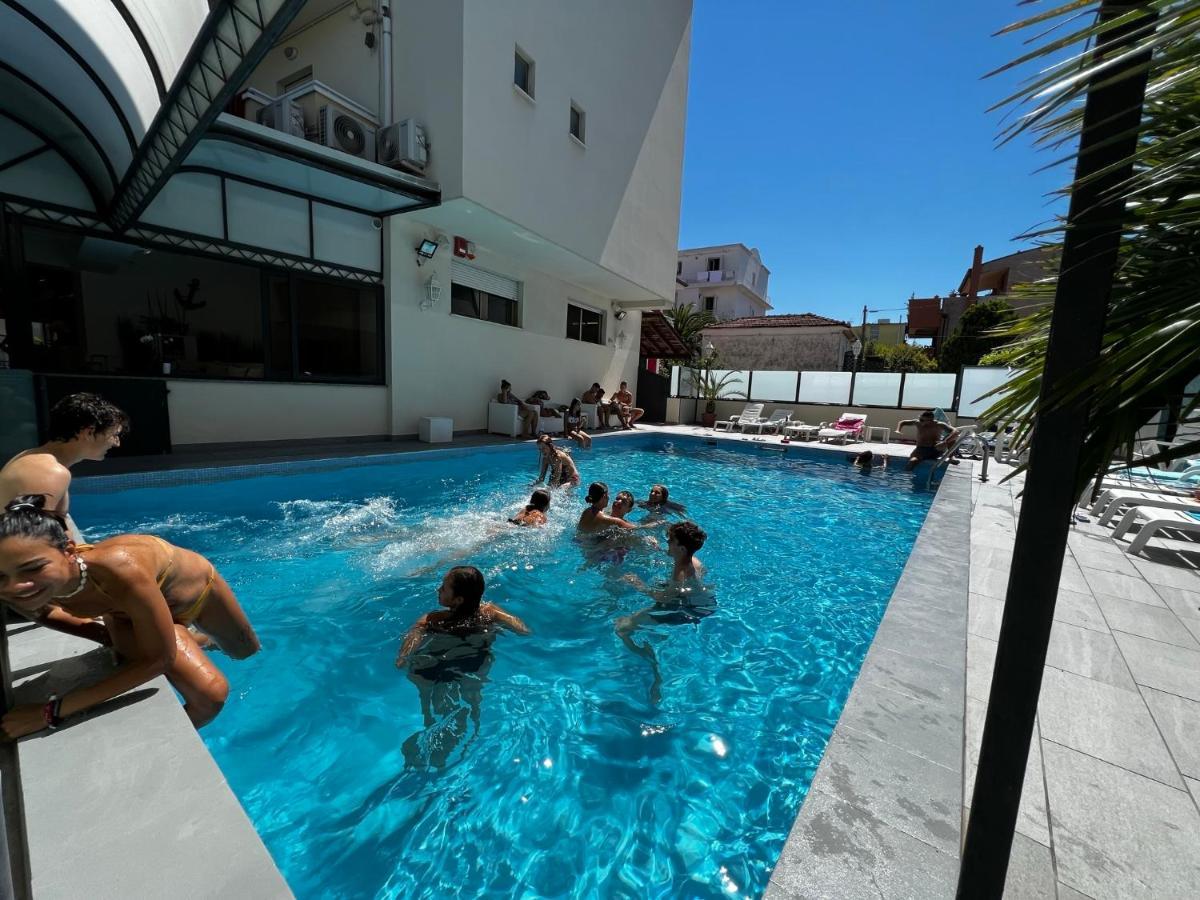 Apparthotel Ardea Riccione Extérieur photo